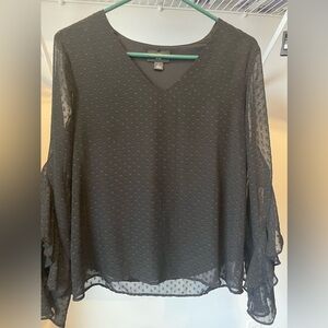 Only worn once! Size large black flow dress top.